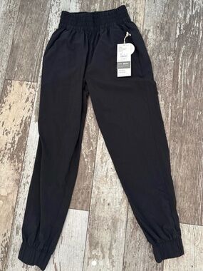 Vuori Black Women's Villa Jogger with NWT XXS